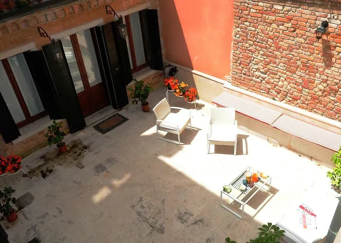 Ca\' Del Cortile