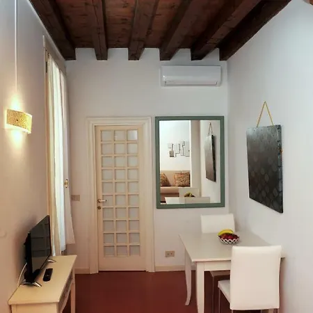 Ca' Del Cortile Apartment Venice Exterior photo