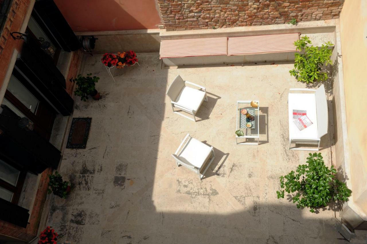 Ca' Del Cortile * Veneza